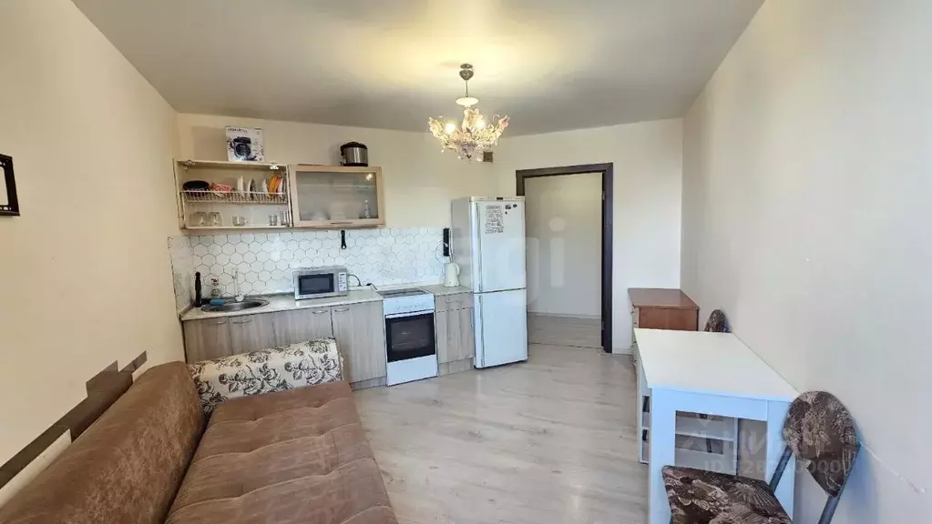 1-к кв. Тюменская область, Тюмень ул. Республики, 204к5 (40.2 м) - Фото 2