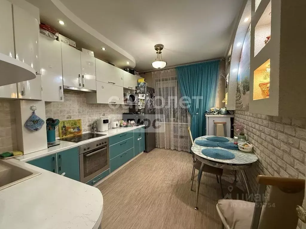 3-к кв. Белгородская область, Старый Оскол Северный мкр, 14 (65.0 м) - Фото 1