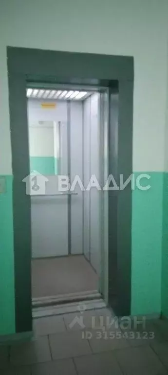 Студия Алтайский край, Бийск Ленинградская ул., 40 (29.5 м) - Фото 1