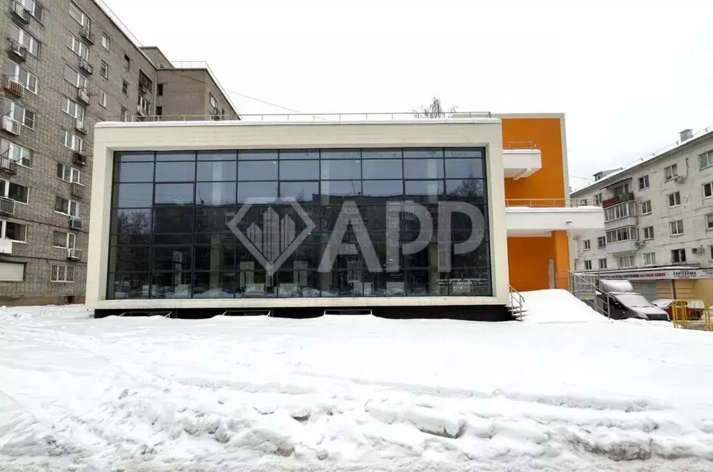 Помещение свободного назначения в Удмуртия, Ижевск ул. имени 50-летия ... - Фото 1