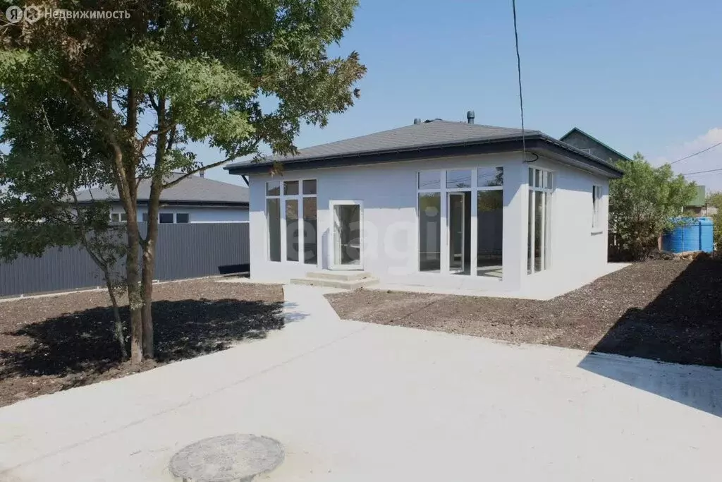 Дом в Севастополь, Балаклавский муниципальный округ, садоводческое ... - Фото 1