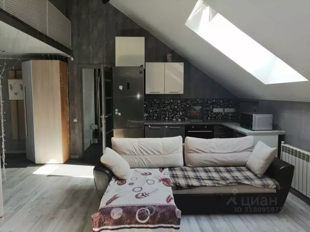 Студия Свердловская область, Екатеринбург ул. Очеретина, 7 (50.7 м) - Фото 1
