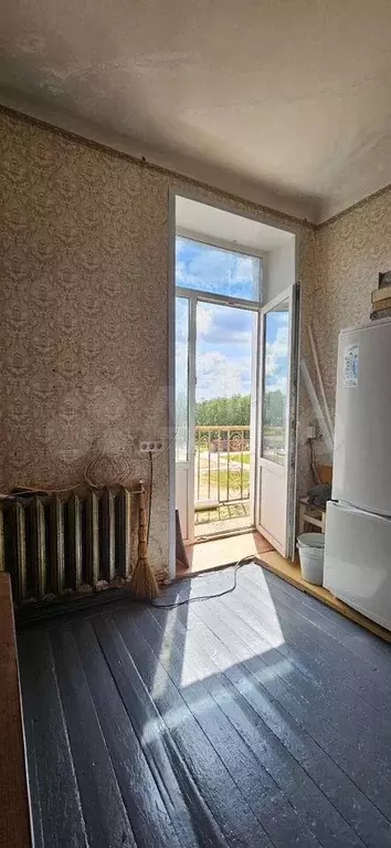 Комната 15,2 м в 3-к., 4/4 эт. - Фото 1