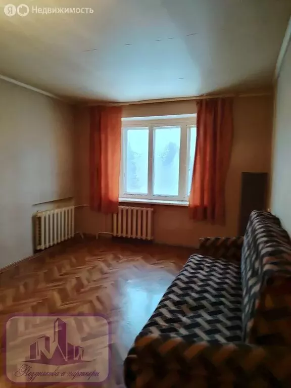 1к в 4-комнатной квартире (17.8 м) - Фото 2