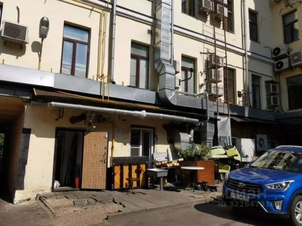 Торговая площадь в Москва 1-я Тверская-Ямская ул., 2С1 (149 м) - Фото 1