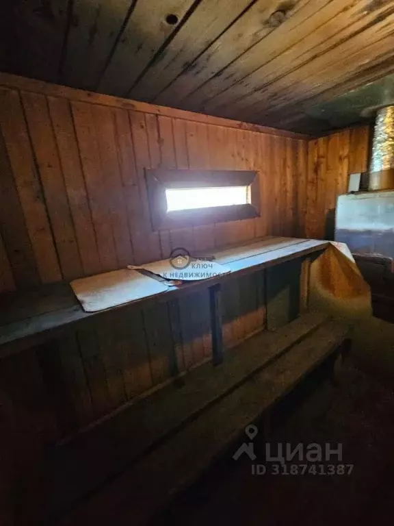 Дом в Сахалинская область, Долинск Комсомольская ул. (30 м) - Фото 1