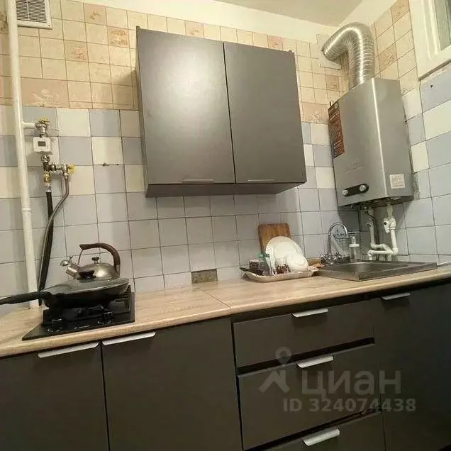 2-к кв. Ленинградская область, Гатчина ул. Карла Маркса, 36А (43.7 м) - Фото 1