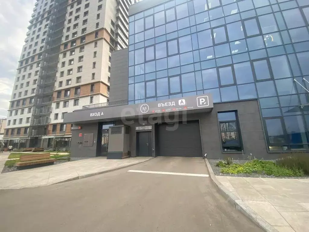 Гараж в Красноярский край, Красноярск ул. Петра Подзолкова, 15Бк3 (16 ... - Фото 1