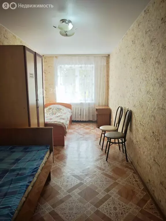 3-комнатная квартира: Канаш, переулок Б. Хмельницкого, 13 (56.2 м) - Фото 1