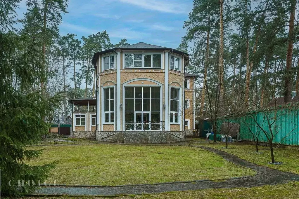 Дом в Московская область, Одинцовский городской округ, д. Барвиха, ... - Фото 1