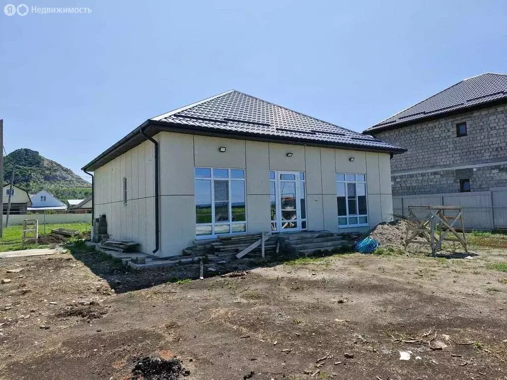 Дом в село Винсады, Светлая улица, 24 (104 м) - Фото 1