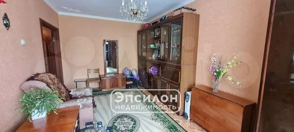 3-к. квартира, 60 м, 4/9 эт. - Фото 1