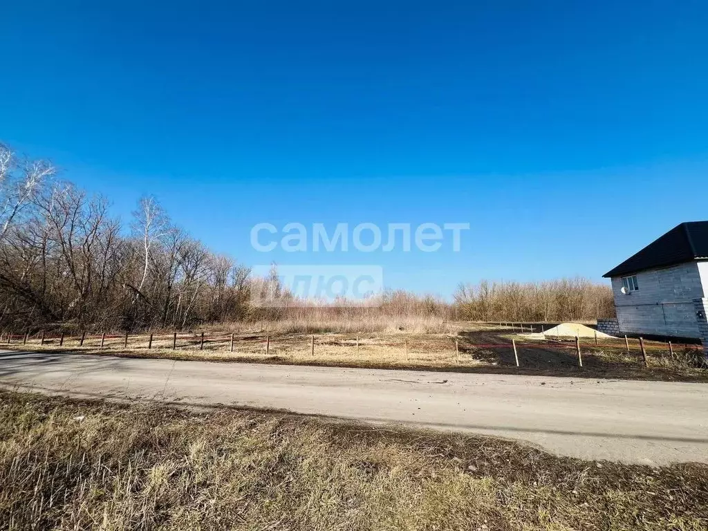 Участок в Липецкая область, Усманский муниципальный округ, с. ... - Фото 1