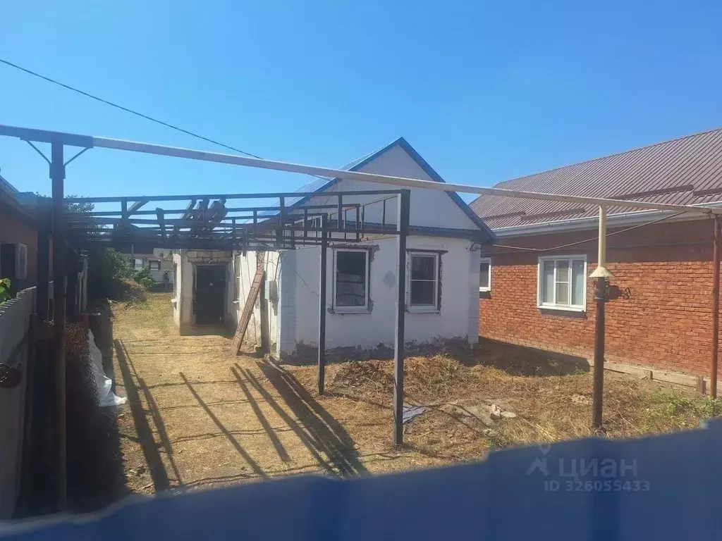 Дом в Краснодарский край, Павловская ст-ца ул. Базарная, 364 (41 м) - Фото 2