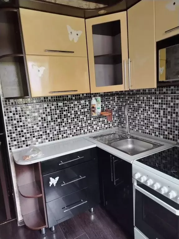 3-к. квартира, 48 м, 5/5 эт. - Фото 0