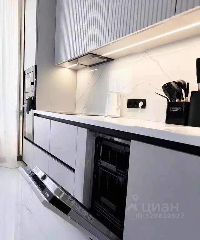 2-к кв. Крым, Симферополь ул. Воровского, 24Б (62.0 м) - Фото 2