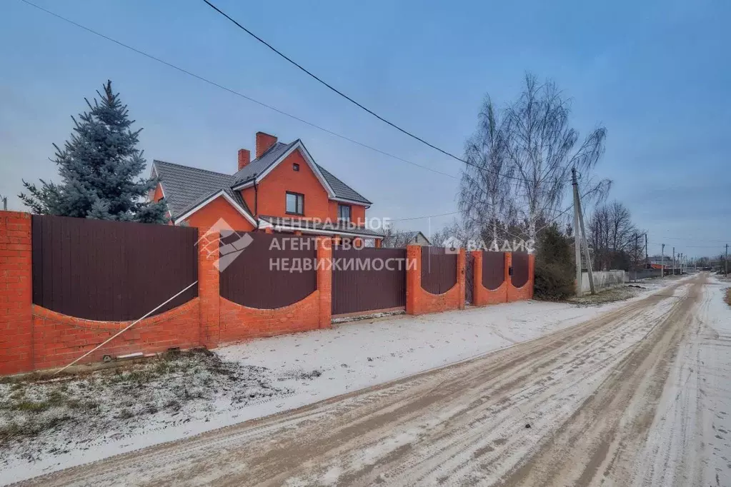 Дом в Рязанская область, Рязанский район, Полянское с/пос, с. Поляны ... - Фото 1