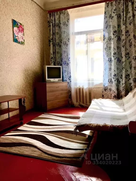 Комната Санкт-Петербург 8-я Васильевского острова линия, 41 - Фото 1