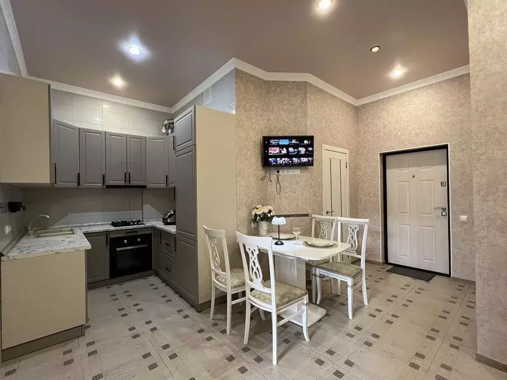 2-к кв. Краснодарский край, Геленджик Крымская ул., 22к10 (63.0 м) - Фото 2