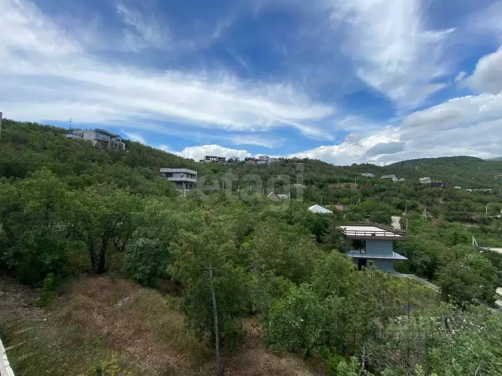 Участок в Крым, Алушта муниципальный округ, пос. Семидворье ул. ... - Фото 1