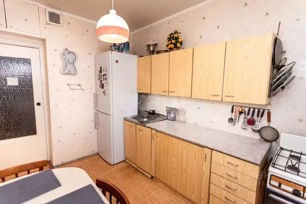 2-к кв. Татарстан, Набережные Челны пос. ЗЯБ, бул. Бумажников, 5 (52.6 ... - Фото 1