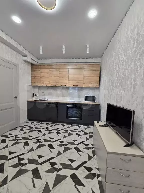 3-к. квартира, 82,3 м, 1/9 эт. - Фото 1