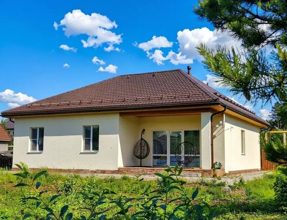 Дом в Свердловская область, Сысерть Рябиновая ул., 35 (110 м) - Фото 1