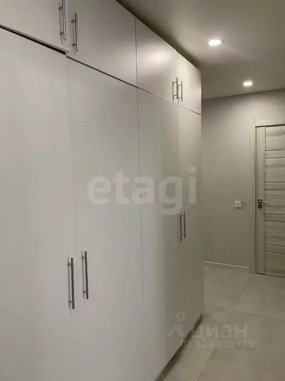 2-к кв. Калининградская область, Калининград ул. Левитана, 58к3 (56.1 ... - Фото 1