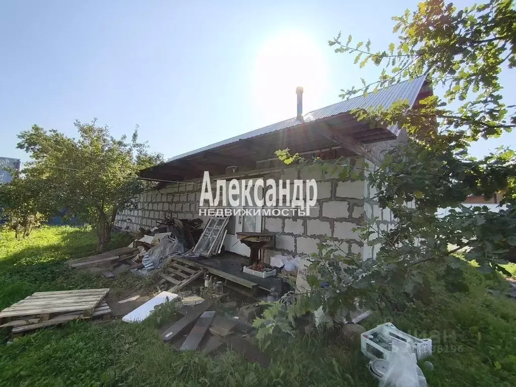 Дом в Ленинградская область, Кировский район, Синявинское городское ... - Фото 0