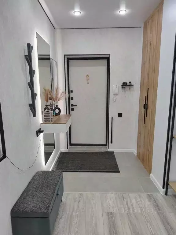 2-к кв. Омская область, Омск Мельничная ул., 87к1 (85.0 м) - Фото 1