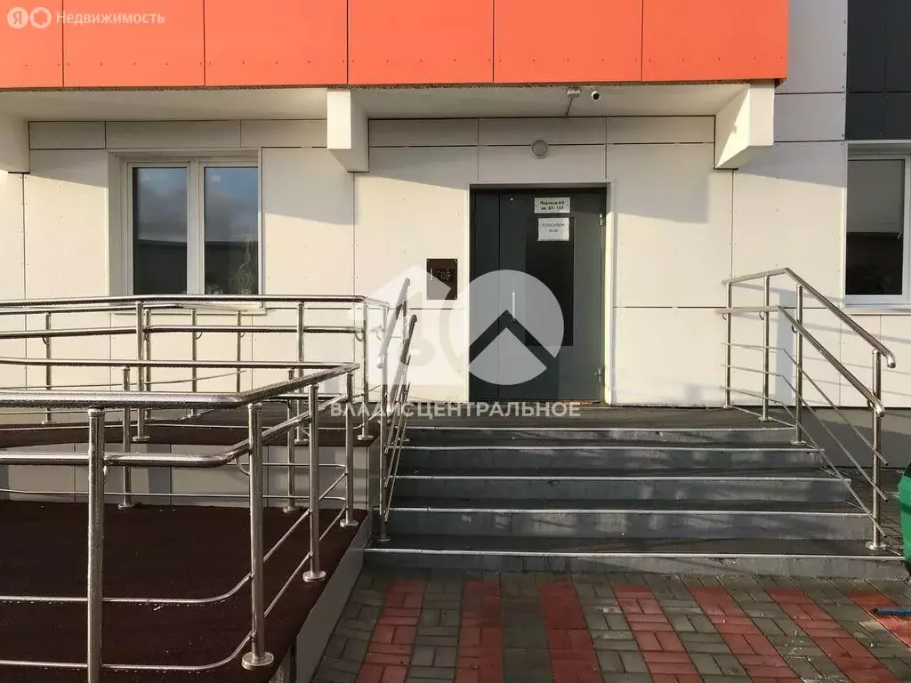 3-комнатная квартира: Новосибирск, улица Титова, 232/1 (75.4 м) - Фото 1