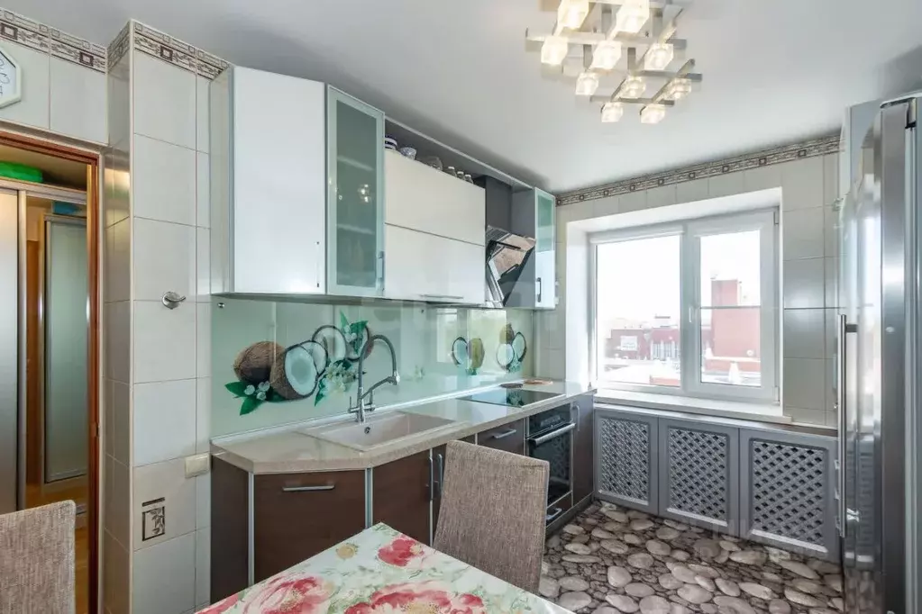 2-к кв. Омская область, Омск Городок Нефтяников мкр, ул. 50 лет ... - Фото 1