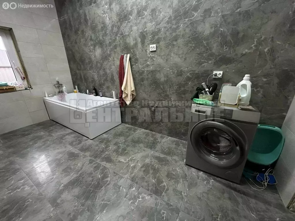 Дом в Смоленский муниципальный округ, деревня Быльники, Центральная ... - Фото 2