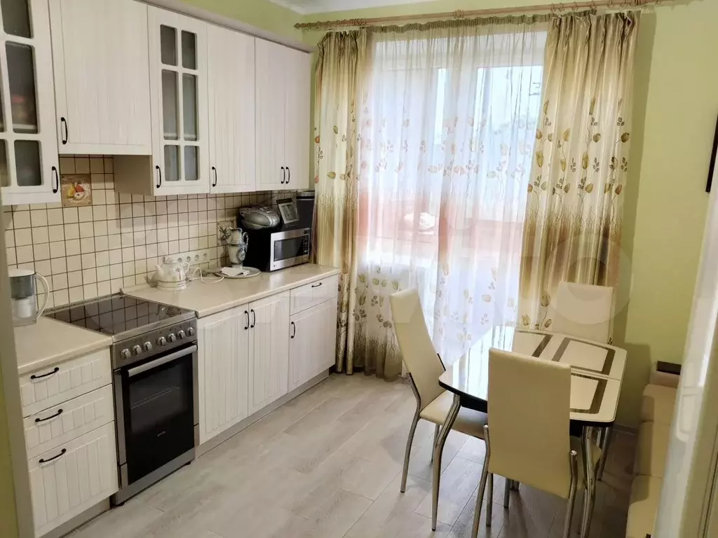 1-к. квартира, 40 м, 6/17 эт. - Фото 0