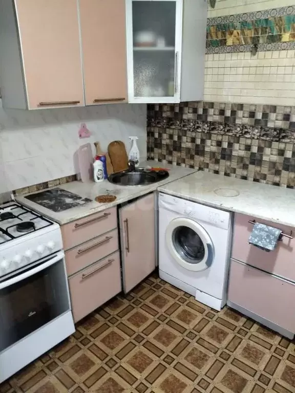 3-к кв. Коми, Сыктывкар ул. Кутузова, 13 (66.9 м) - Фото 1