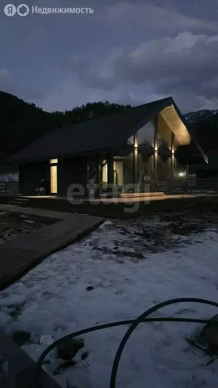 Дом в село Чепош, территория Альпинс (120 м) - Фото 1