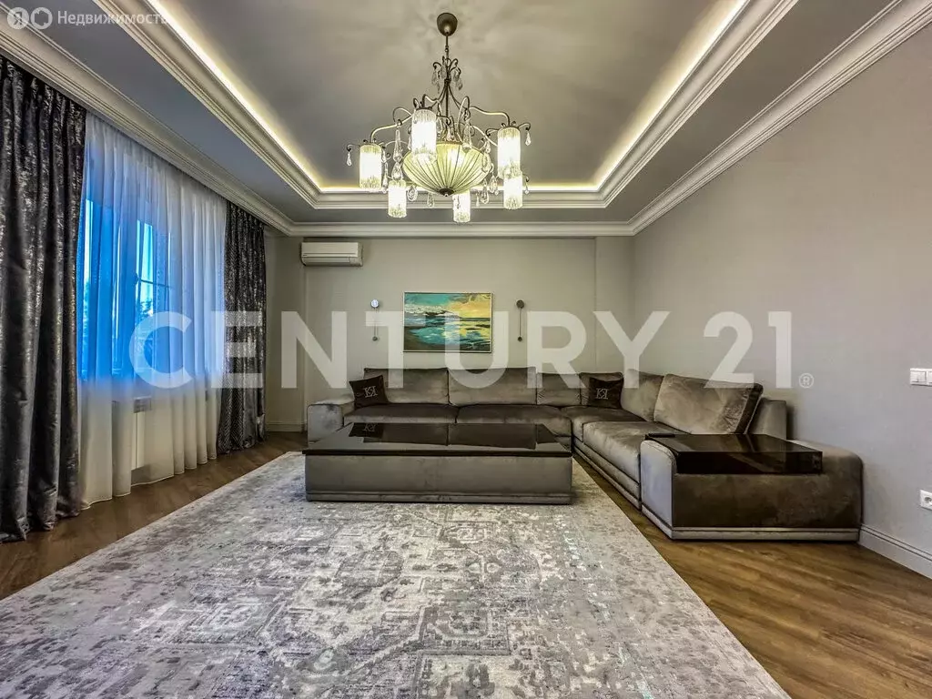 3-комнатная квартира: Махачкала, улица Пирогова, 30 (120 м) - Фото 1