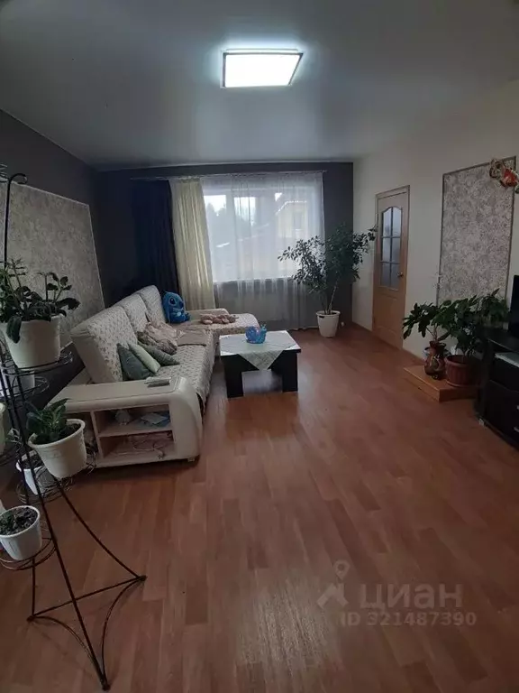 Дом в Пермский край, Пермь ул. 2-я Новгородская, 23А (256 м) - Фото 1