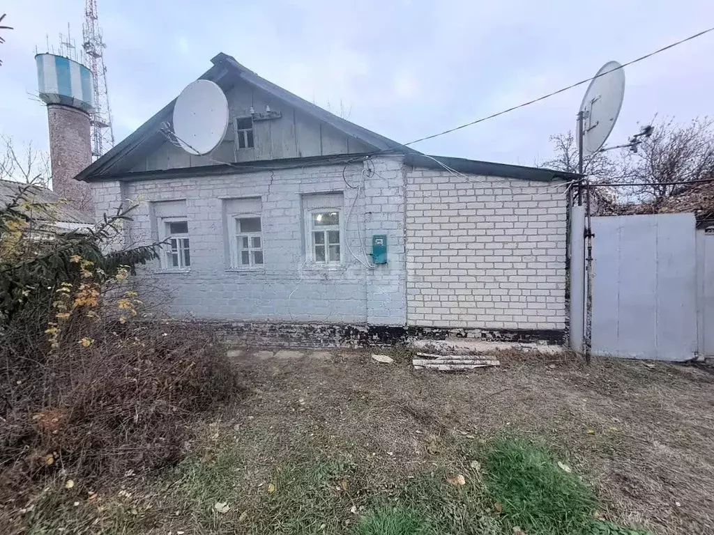 Дом в Белгородская область, Валуйки ул. Победы, 9 (36 м) - Фото 0