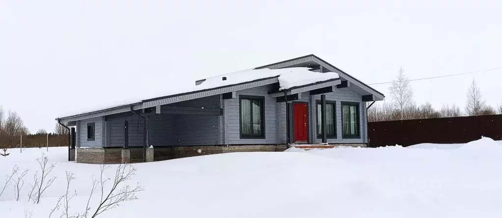 Дом в Нижегородская область, с. Дивеево ул. Радужная, 6 (90 м) - Фото 1