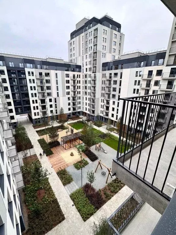 2-к кв. Свердловская область, Екатеринбург ул. Пехотинцев, 2Д (65.0 м) - Фото 1