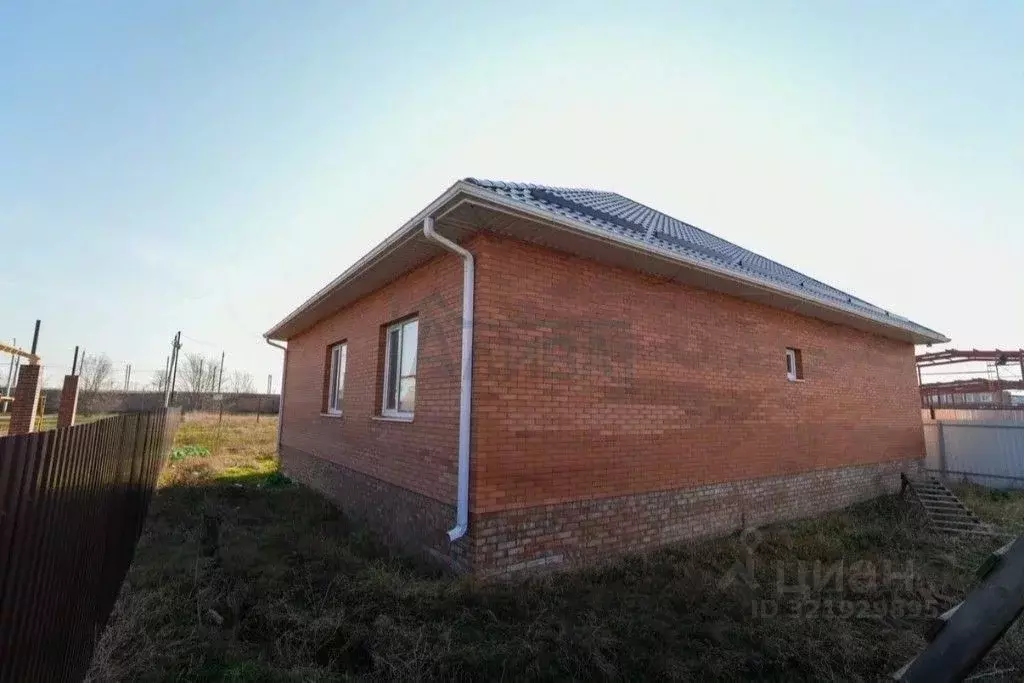 Дом в Ростовская область, Сальск ул. Халтурина, 55 (168 м) - Фото 1