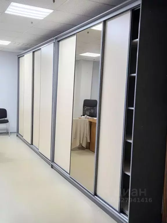 Офис в Архангельская область, Архангельск наб. Северной Двины, 36 (45 ... - Фото 1