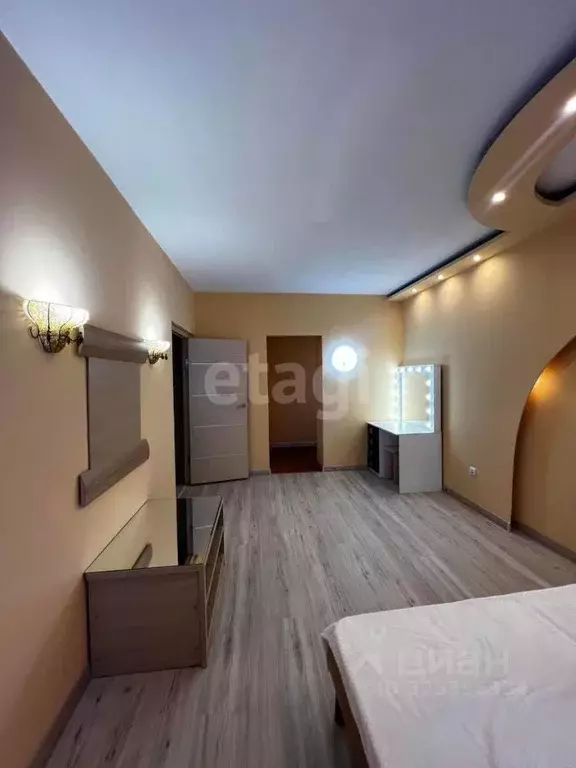 2-к кв. Саха (Якутия), Якутск ул. Ойунского, 11/1 (68.0 м) - Фото 1