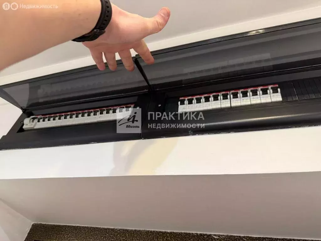 3-комнатная квартира: Москва, Новгородская улица, 37 (96.8 м) - Фото 1