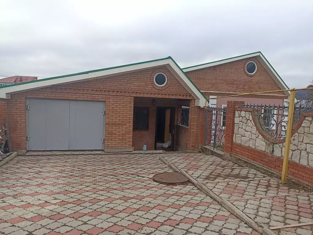 Дом в Самарская область, Тольятти ул. Грибоедова, 6 (129 м) - Фото 1