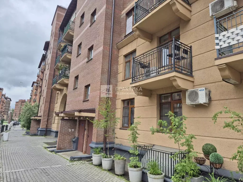 Продается 2-комнатная квартира - Фото 1