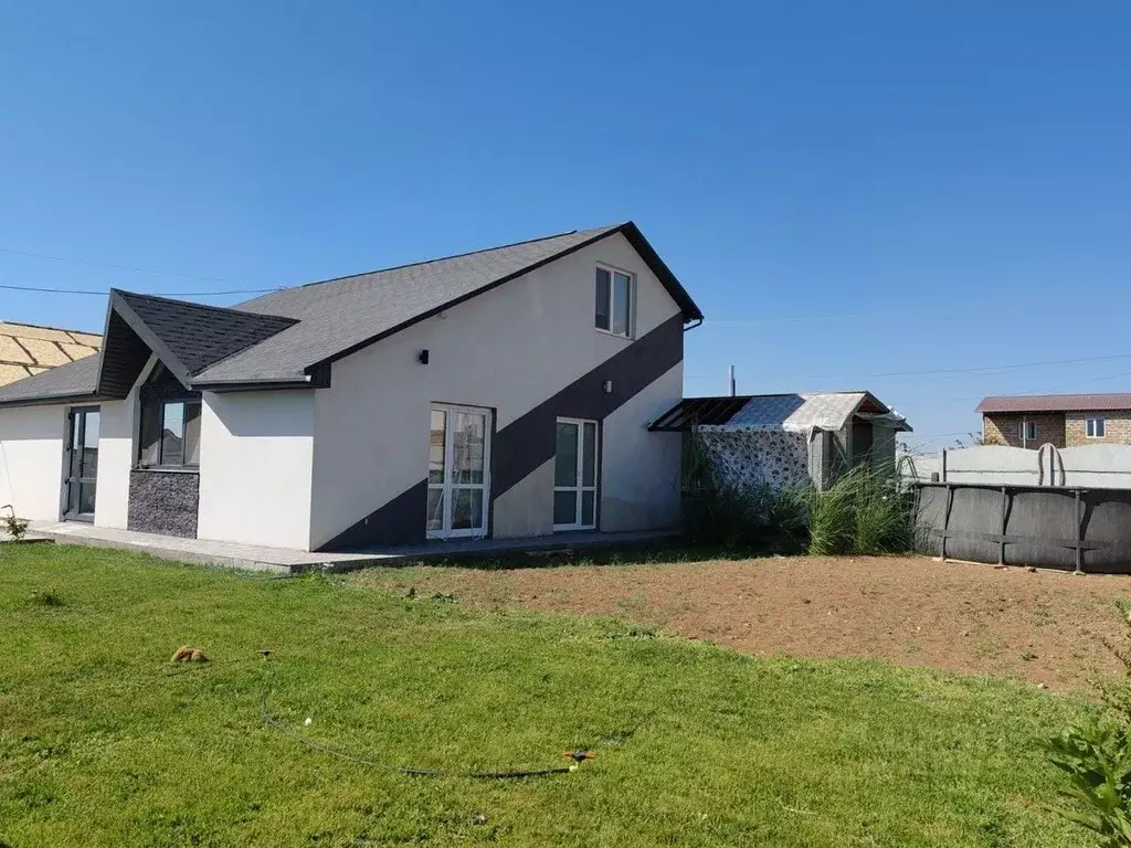 Дом в Крым, Сакский район, Уютненское с/пос, Орбита СПК ул. Морская ... - Фото 1