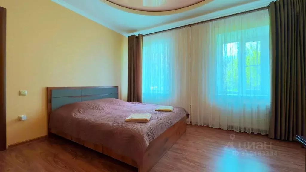 Дом в Ставропольский край, Пятигорск Железнодорожная ул., 6 (50 м) - Фото 1