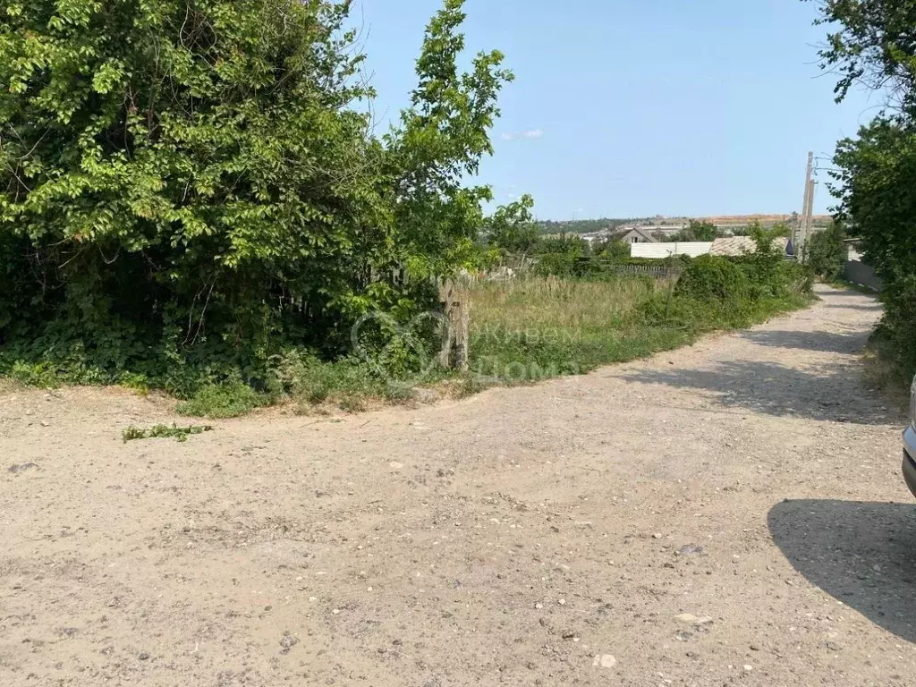 Участок в Волгоградская область, Волгоград 40 лет Октября СНТ, ул. 7-я ... - Фото 1